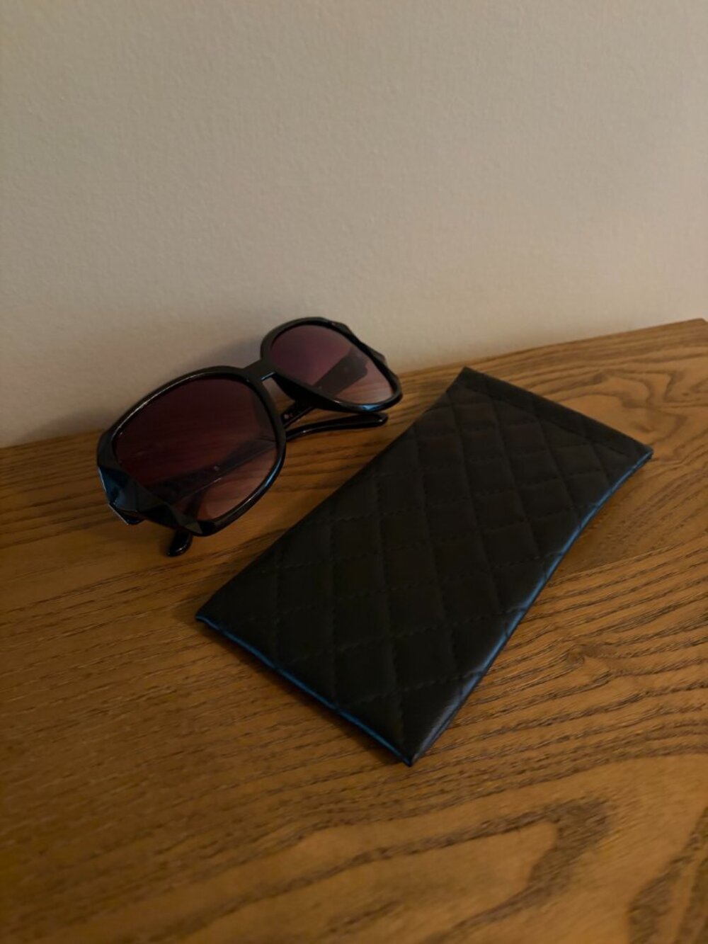 Women's Sunglasses with Sunglasses Case NEW